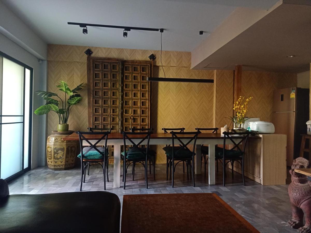 8Th House @ Center Of Chiangmai Old Town Apartment Chiang Mai Ngoại thất bức ảnh