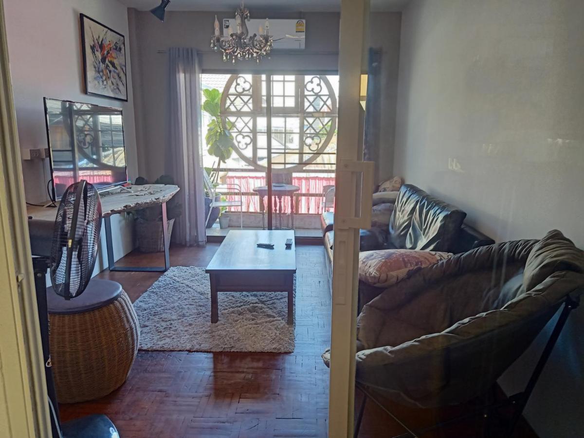 8Th House @ Center Of Chiangmai Old Town Apartment Chiang Mai Ngoại thất bức ảnh