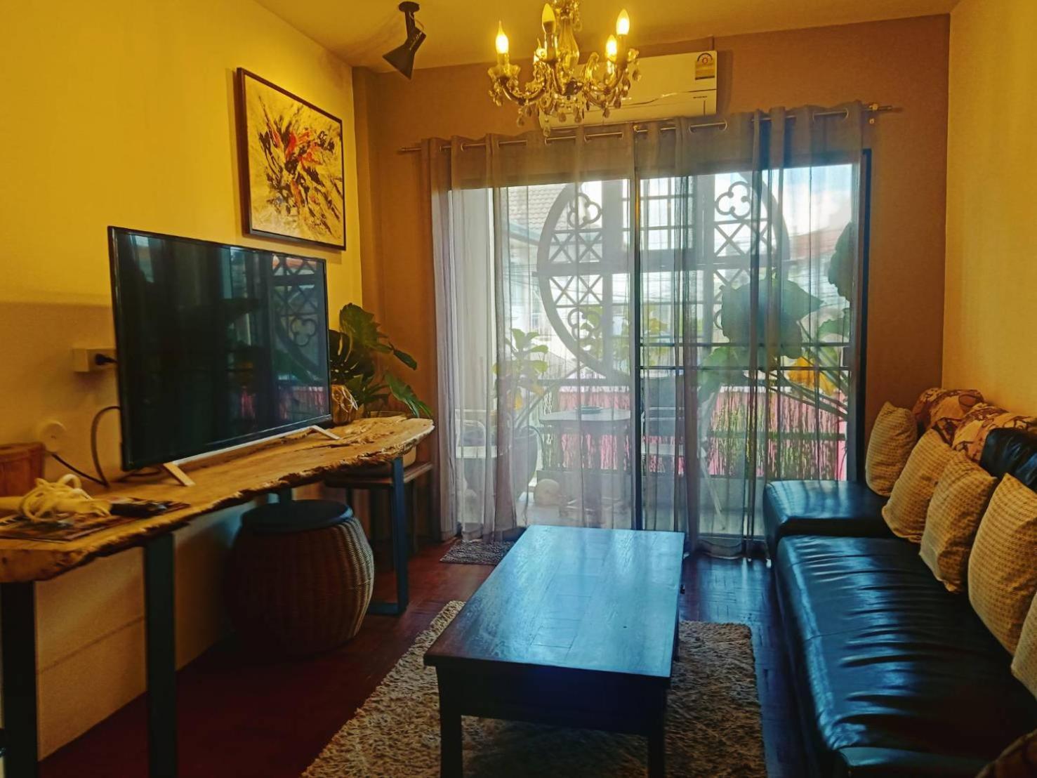 8Th House @ Center Of Chiangmai Old Town Apartment Chiang Mai Ngoại thất bức ảnh