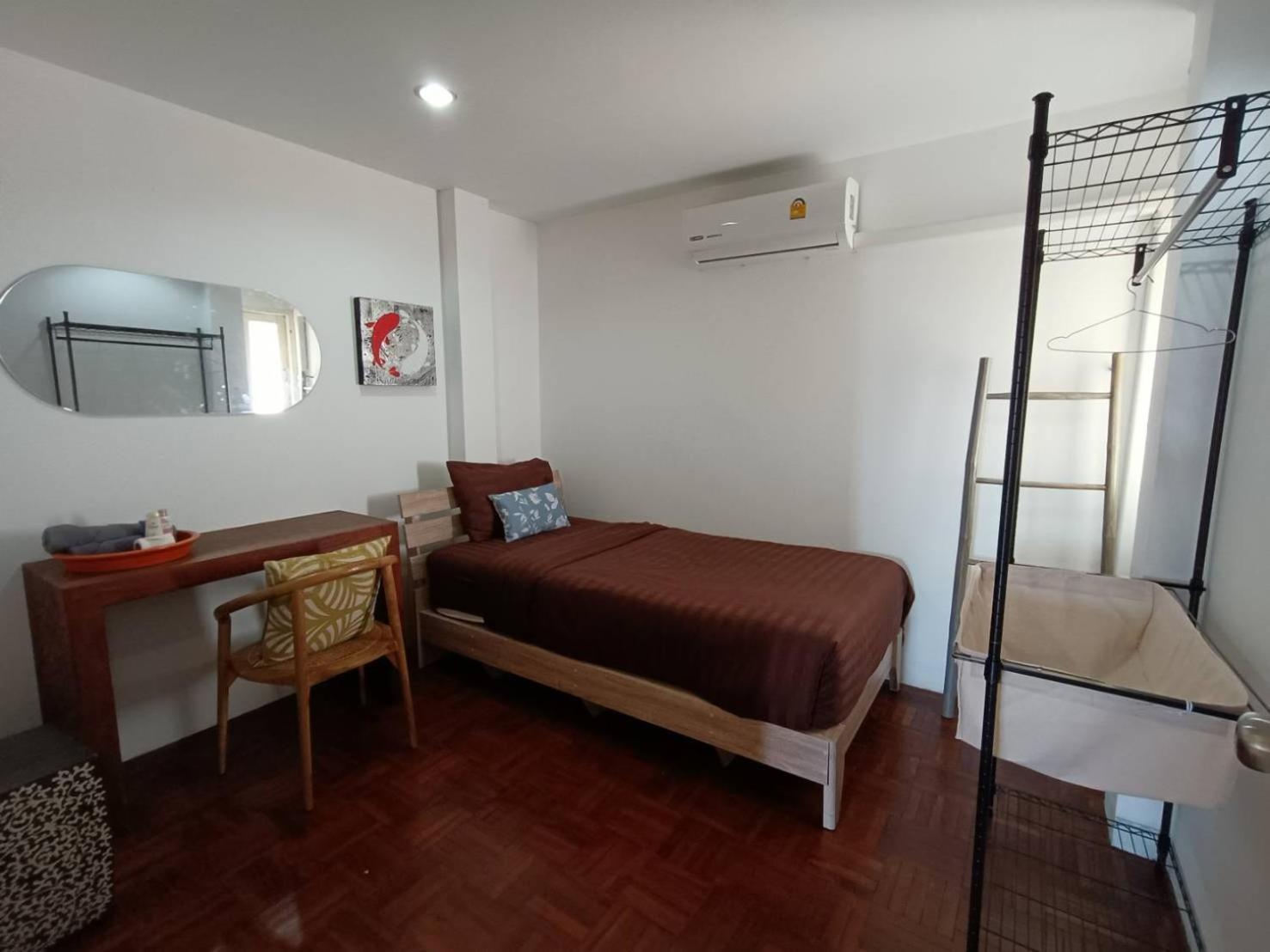 8Th House @ Center Of Chiangmai Old Town Apartment Chiang Mai Ngoại thất bức ảnh