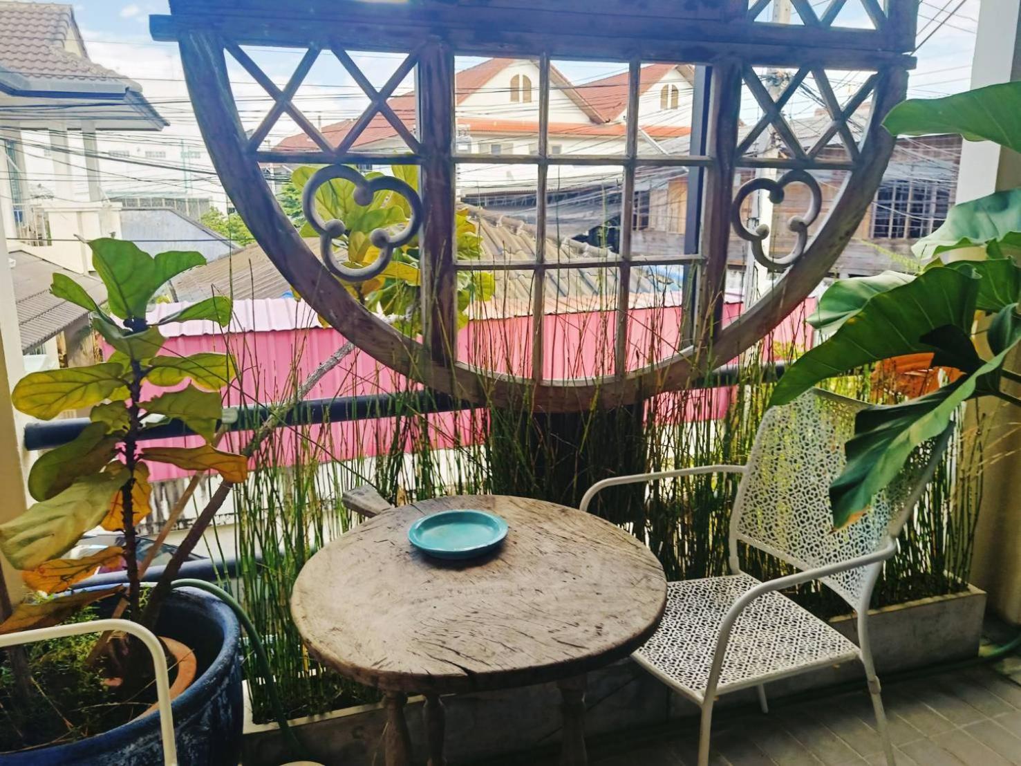 8Th House @ Center Of Chiangmai Old Town Apartment Chiang Mai Ngoại thất bức ảnh